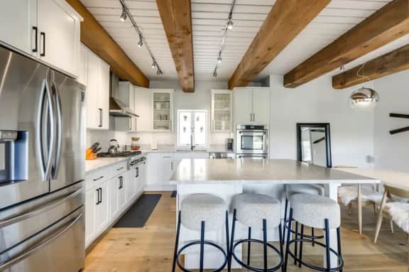 Aspen Oasis, Hot Tub, 7-Acre Estate, Mountain Views! - Image 2